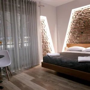 https://konis-studio-apartments.albaniahotels.org